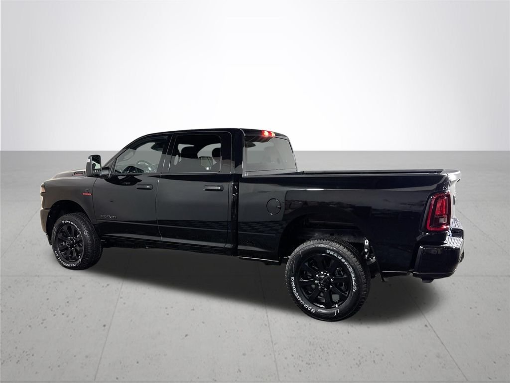 New 2026 Diamond Black Crystal Pearl-Coat Exterior Paint RAM Big Horn image 8