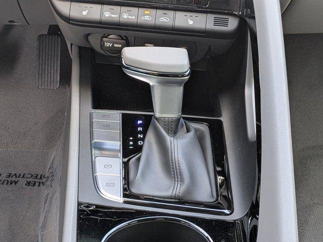 2025 Hyundai Elantra SEL - Photo 38