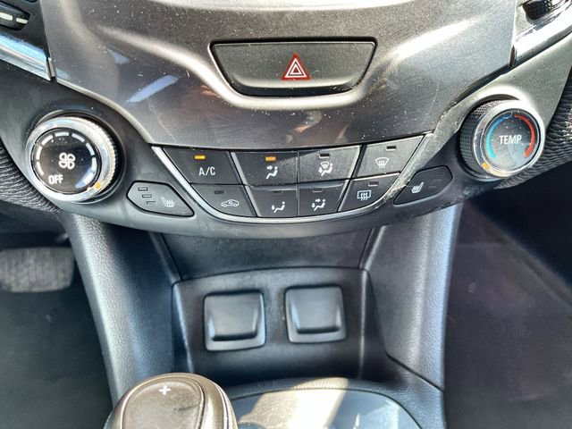 Used 2017 SUMMIT WHITE Chevrolet LT image 17
