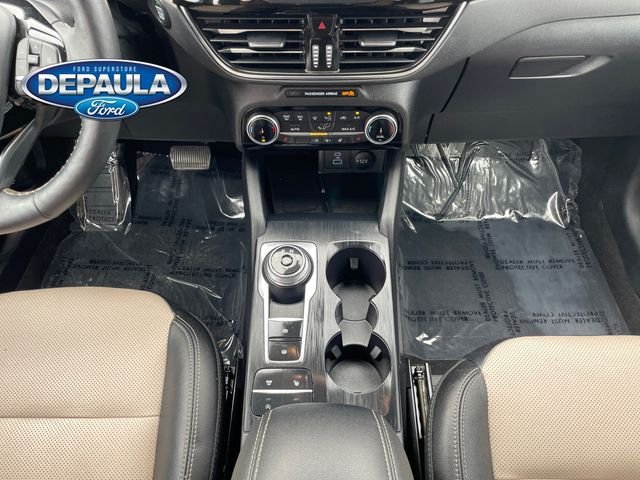 Used 2022 White Ford Titanium image 14