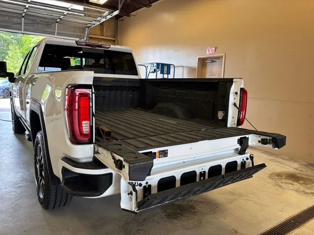 Used 2021 White GMC AT4 image 27