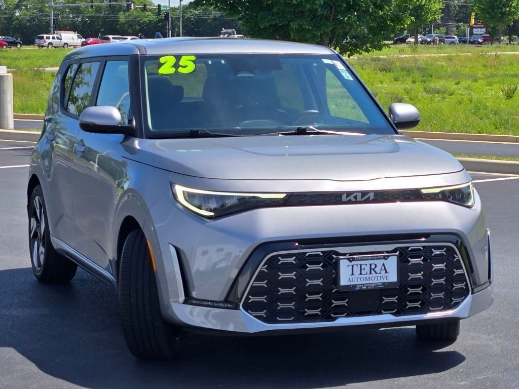 Certified Used 2025 Steel Gray Kia GT-Line image 4