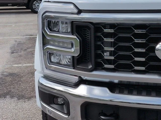 New 2026 Oxford White Ford F-450® Lariat® image 10