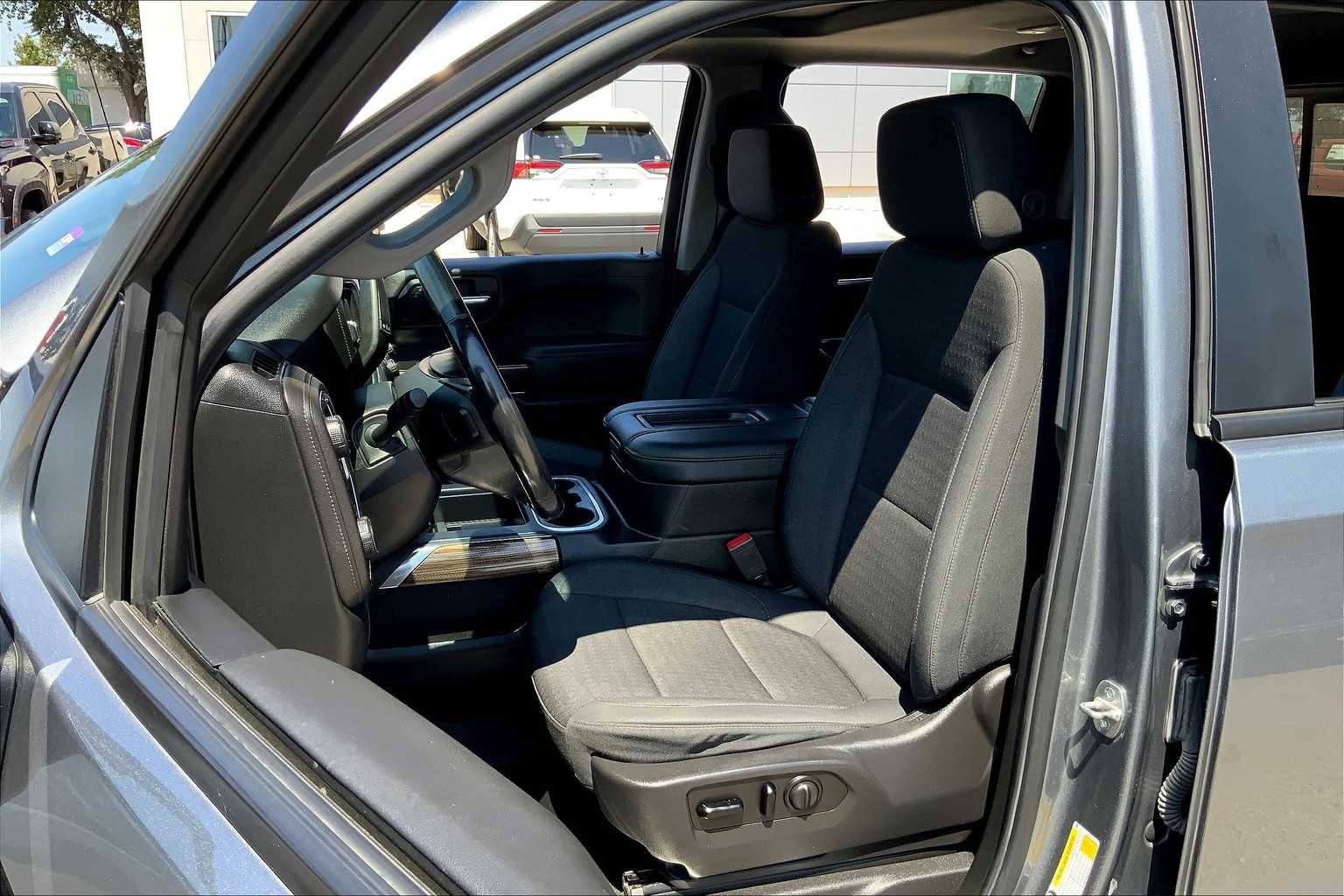 Used 2020 Satin Steel Metallic Chevrolet RST image 8