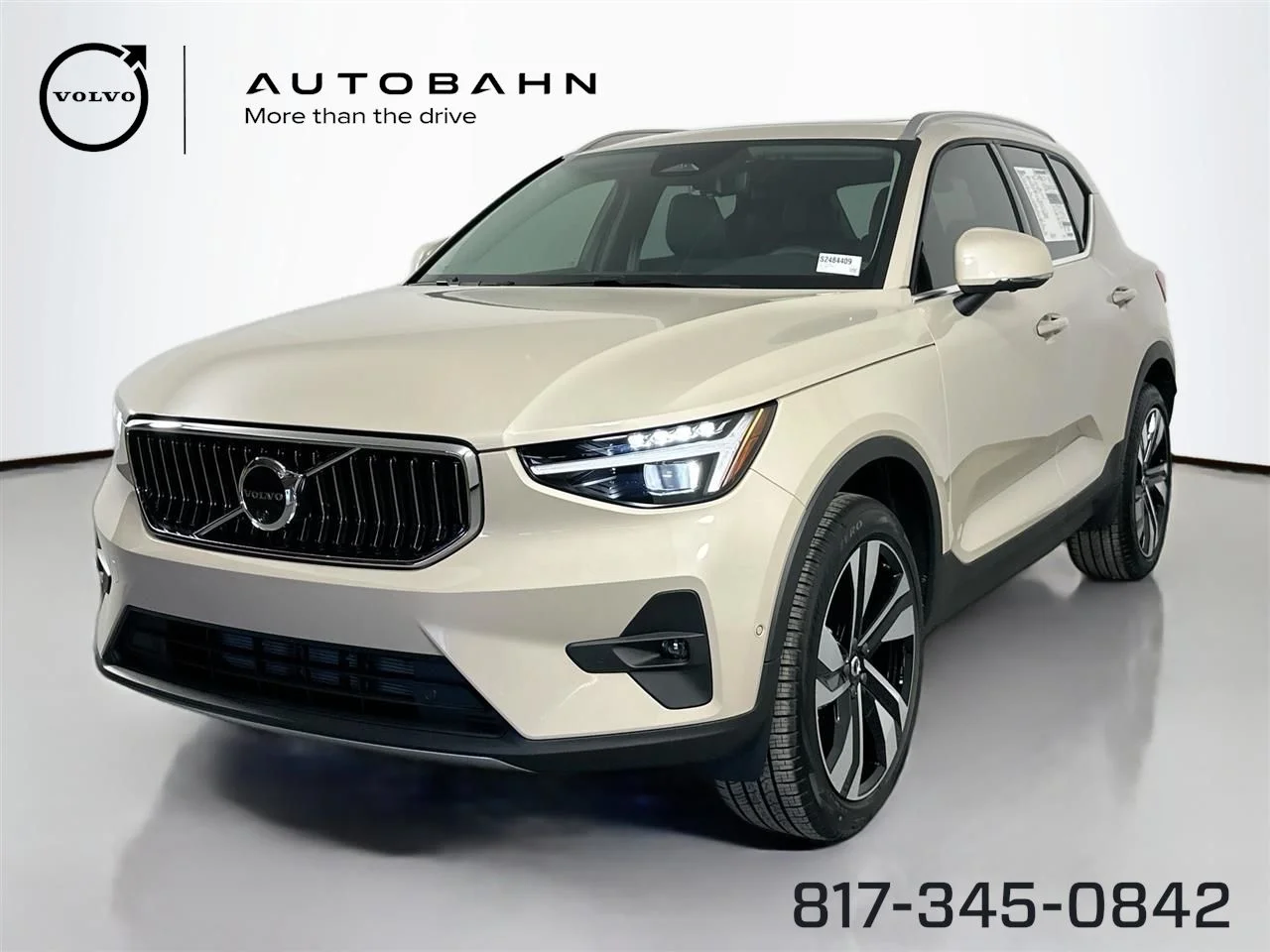 2025 Volvo XC40