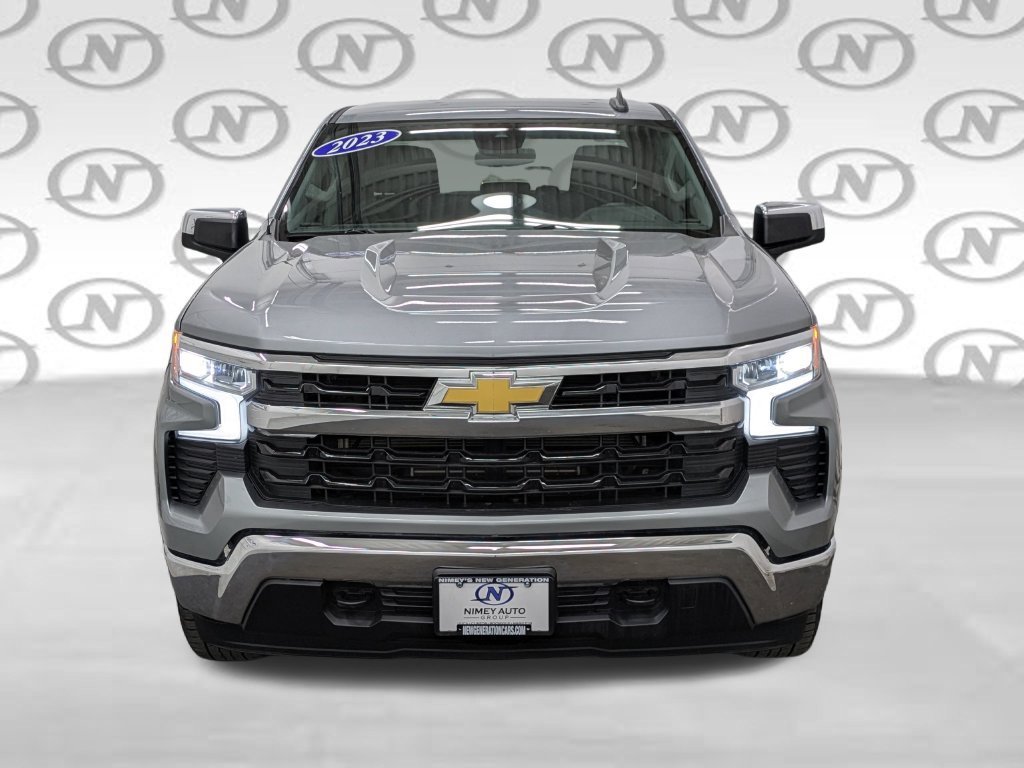 Used 2023 STERLING GRAY METALLIC Chevrolet LT image 19
