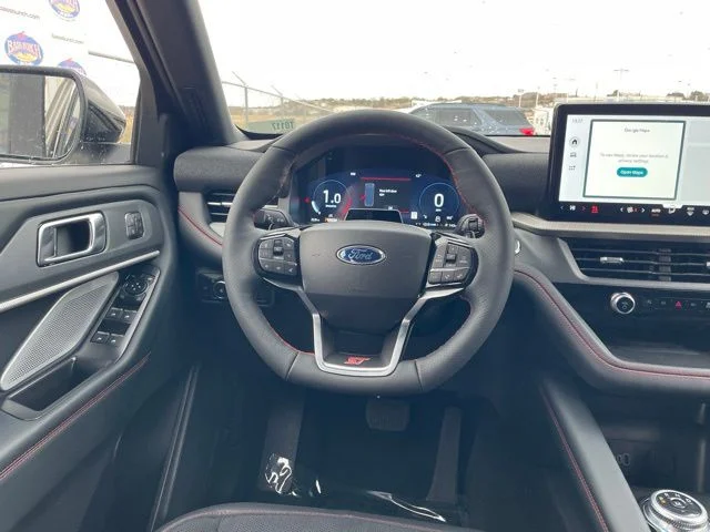 2026 Ford Explorer ST - Photo 14