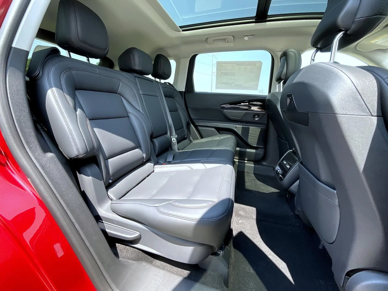 New 2026 Red Lincoln Premiere image 20