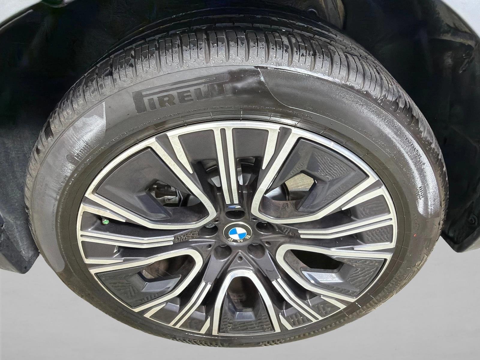 Used 2026 Skyscraper Grey Metallic BMW 30 xDrive image 21