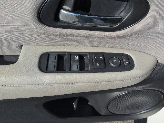 Used 2017 Gray Honda LX image 18