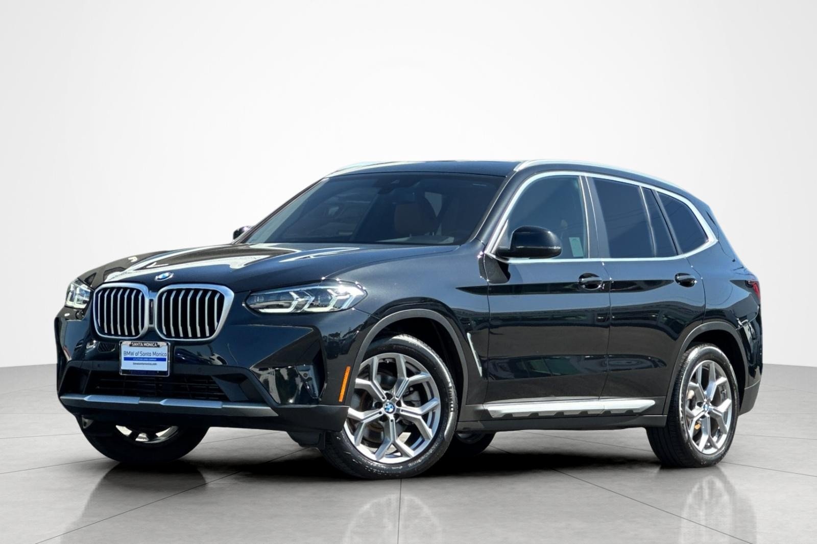 2023 BMW X3 sDrive30i's photo