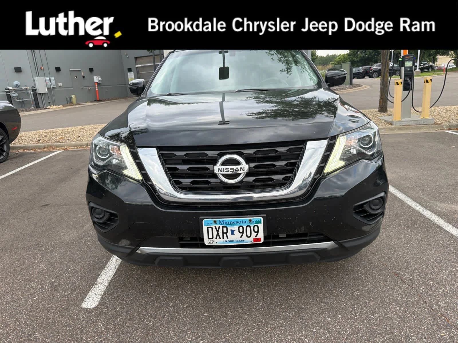 2017 Nissan Pathfinder S 4WD's photo