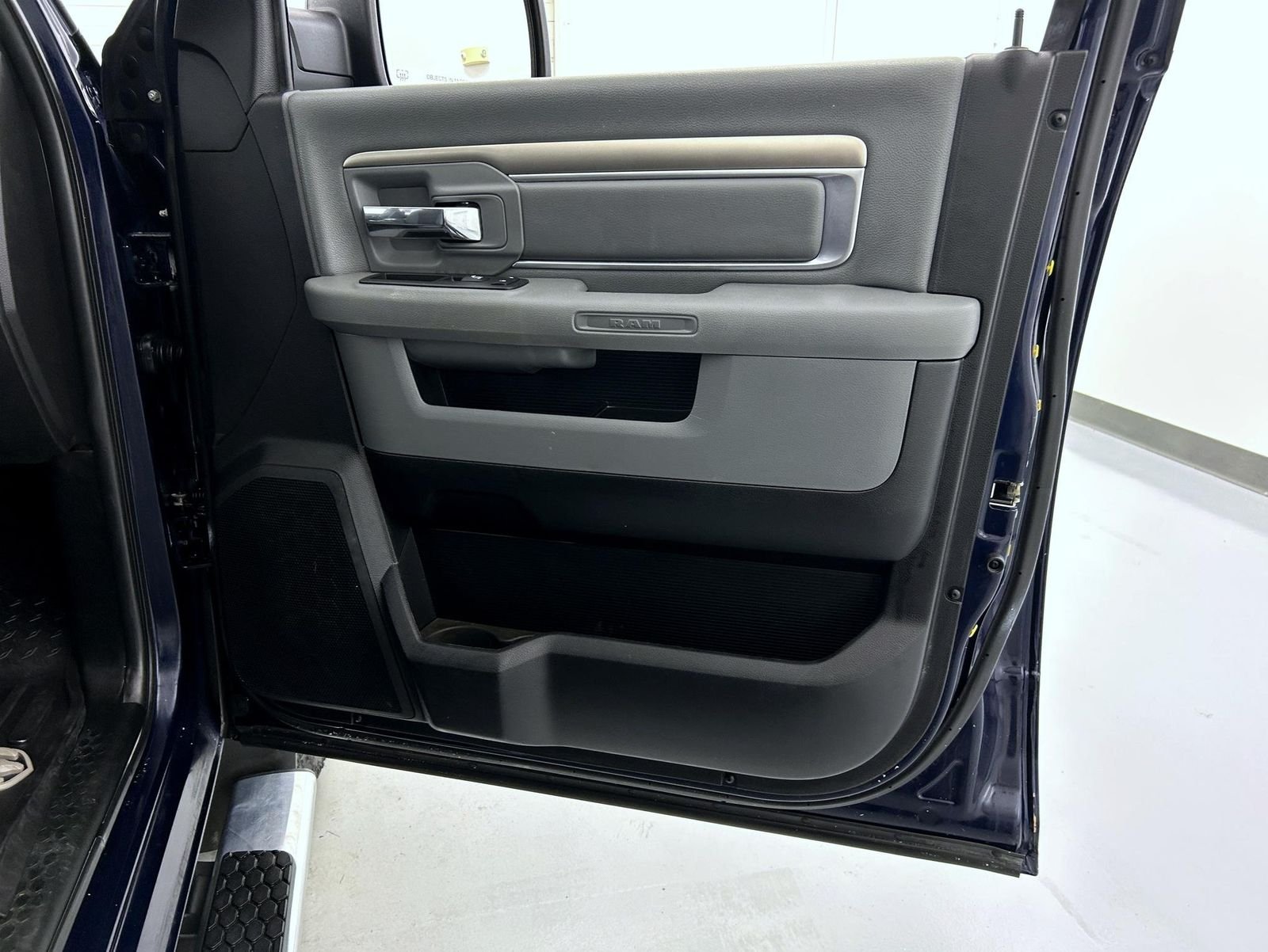 Used 2018 Blue Ram Big Horn image 16