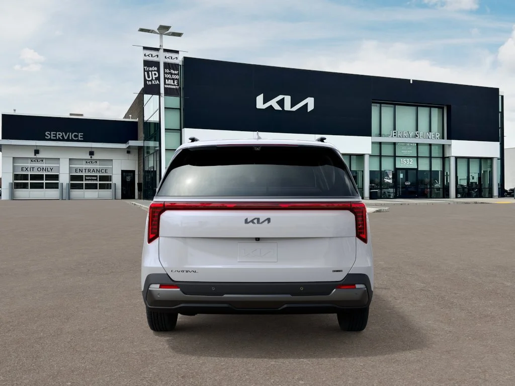 New 2027 Snow White Pearl Kia SX Prestige image 5