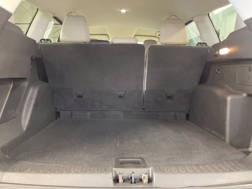 Used 2019 Green Ford SEL image 22
