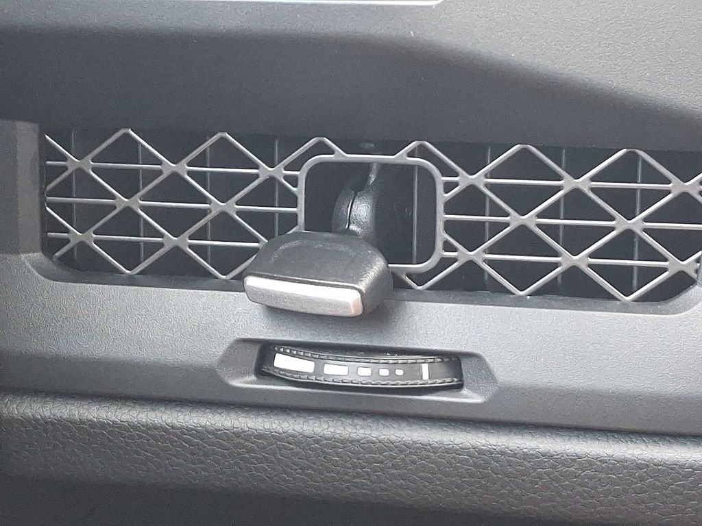 2025 Honda Accord SE - Photo 24