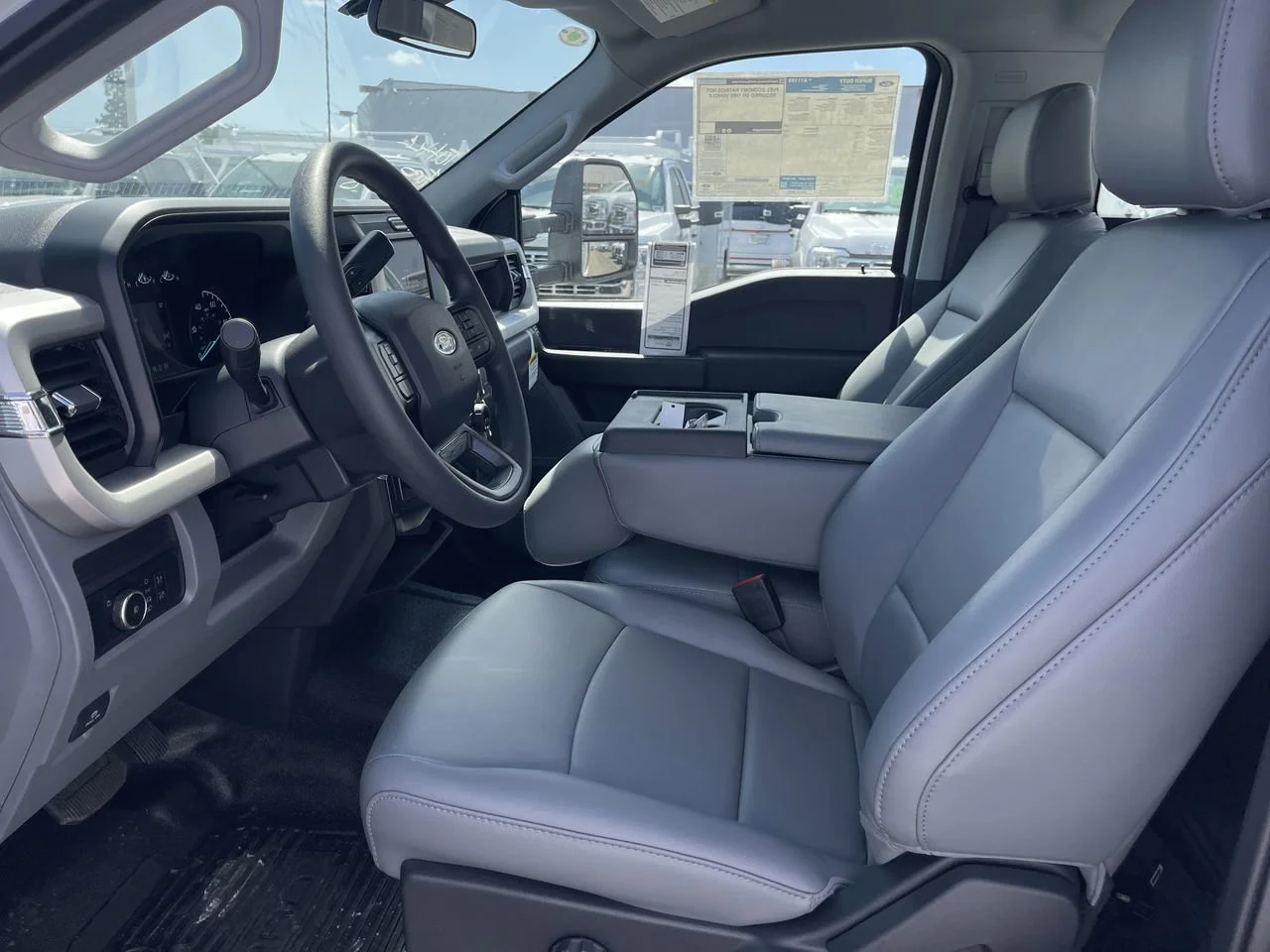 New 2026 Oxford White Ford XL image 17