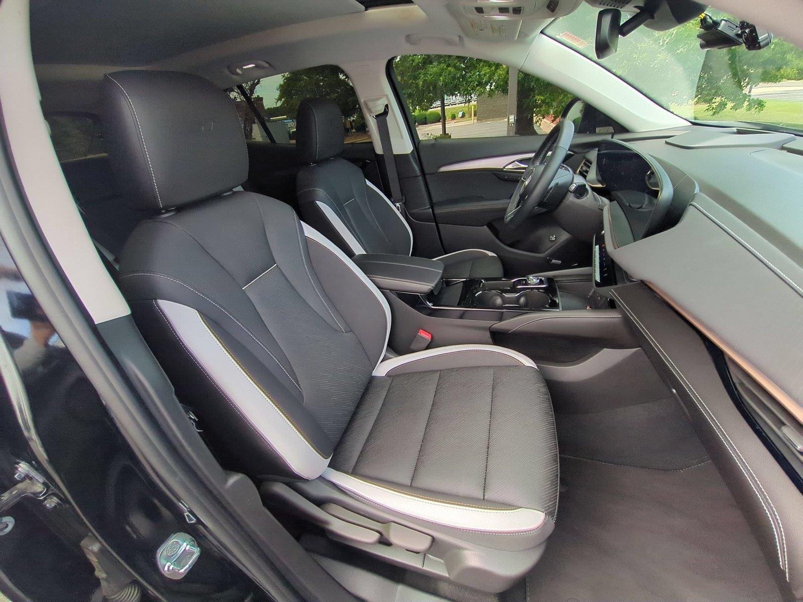 Used 2024 Ebony Twilight Metallic Buick Sport Touring image 39