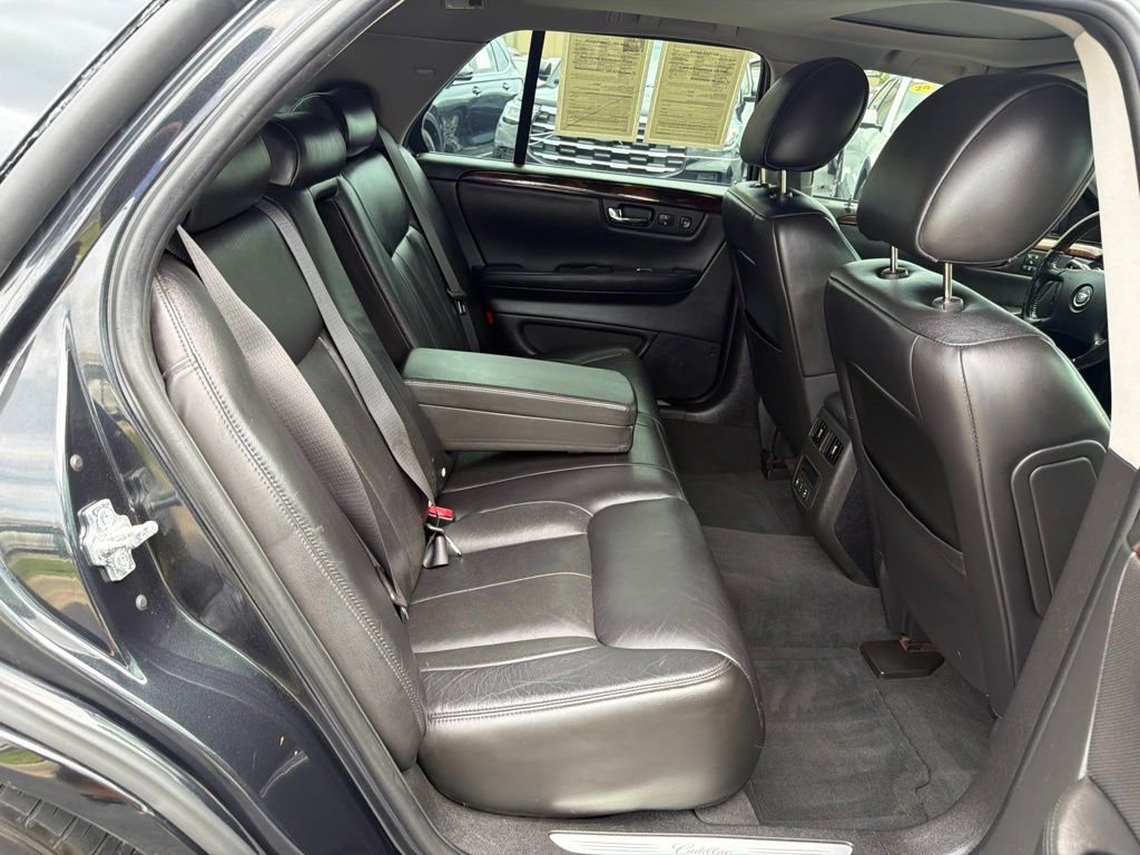 Used 2008 Black Cadillac Base image 19