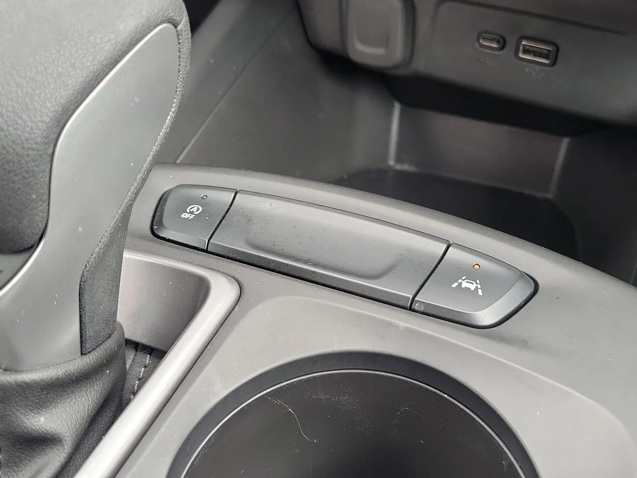 Used 2025 Gray Chevrolet LS image 18