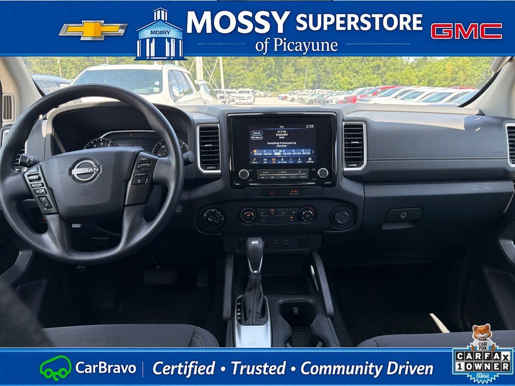 2022 Nissan Frontier SV - Photo 15