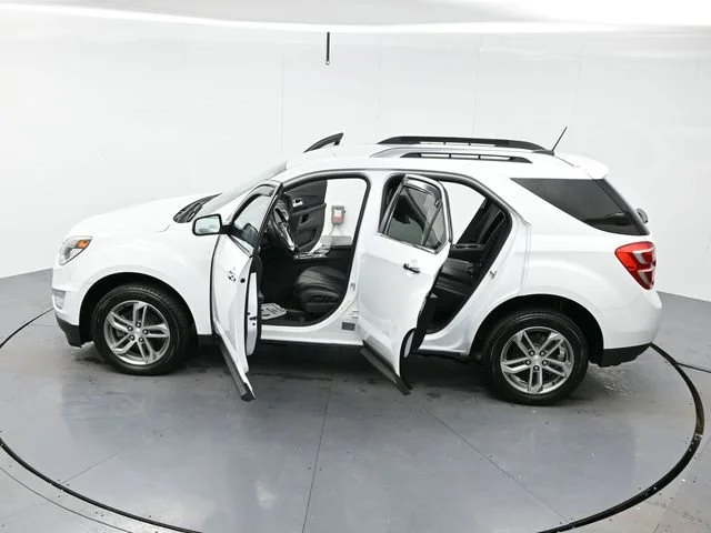 Used 2016 SUMMIT WHITE Chevrolet LTZ image 38
