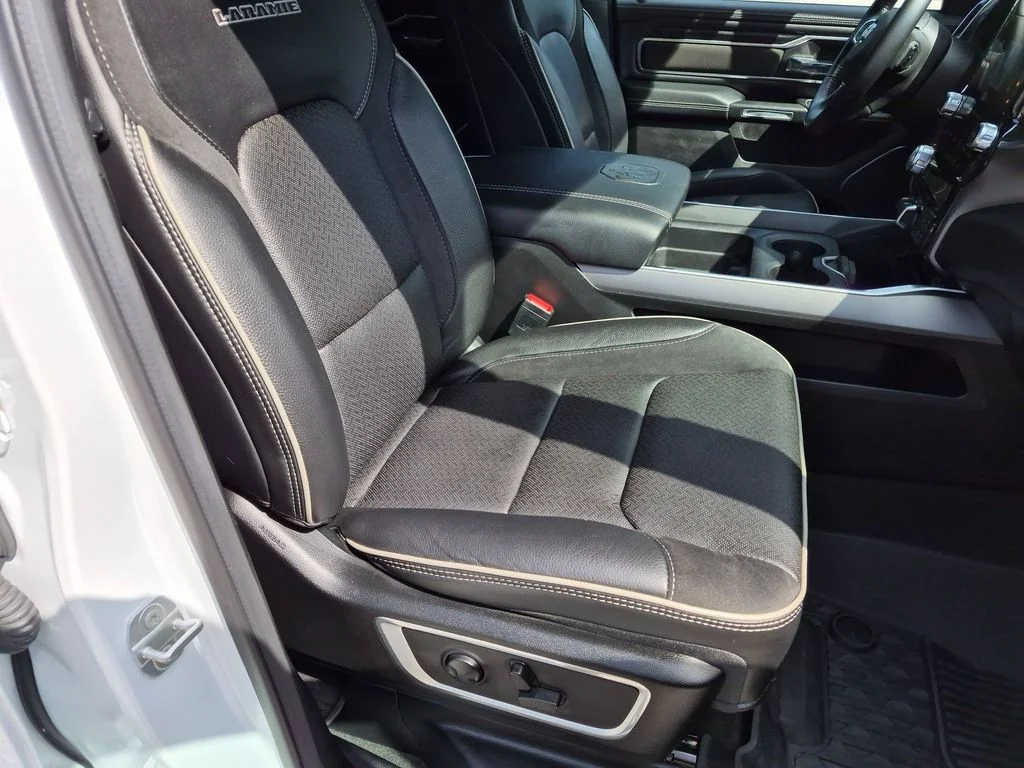 Used 2023 White Ram Laramie image 29