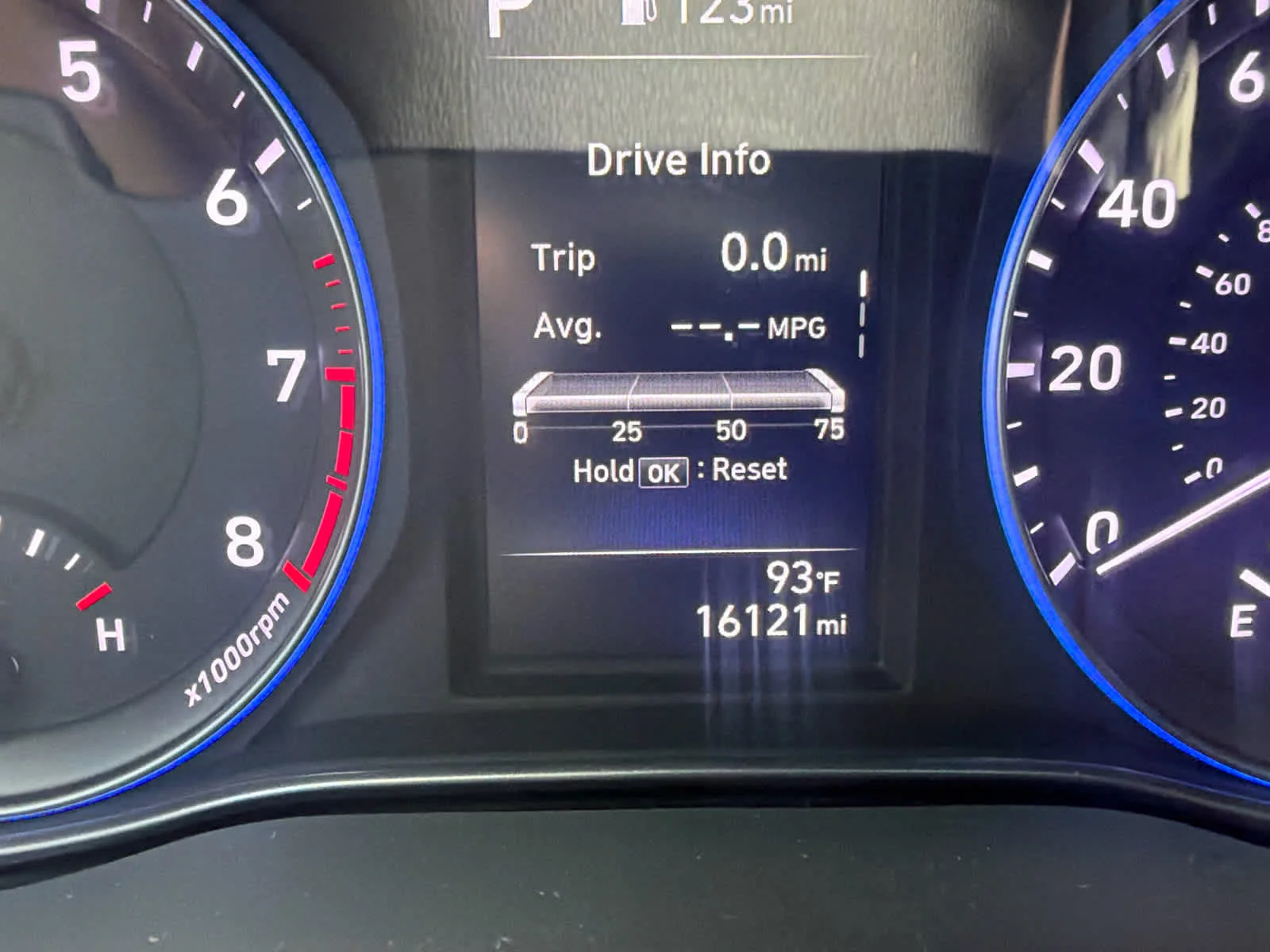 Used 2023 Cyber Silver Hyundai SEL image 65