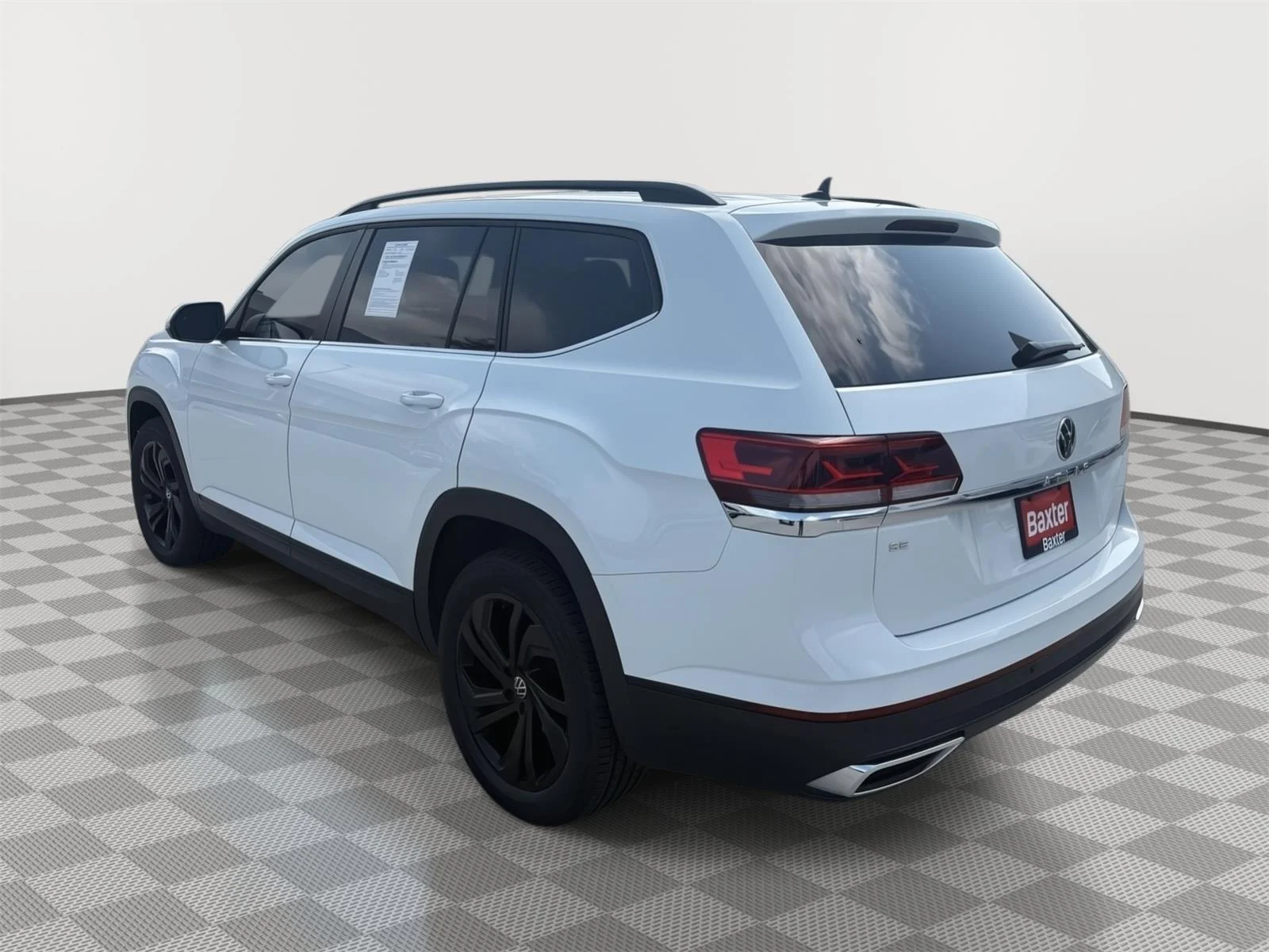Used 2023 WHITE Volkswagen 2.0T SE w/Technology image 9