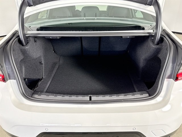 Used 2026 Alpine White BMW 330i image 28