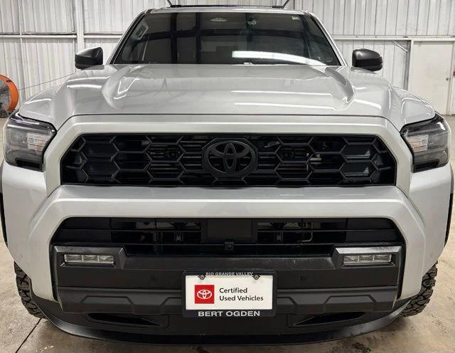 Used 2025 CUTTING EDGE Toyota  image 2