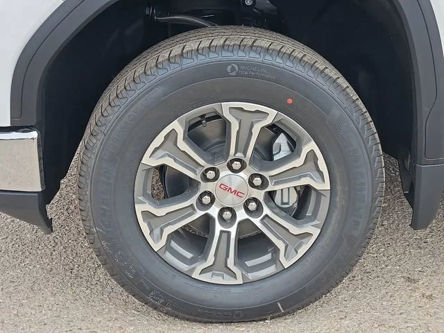 2026 GMC Sierra 1500 SLE - Photo 9