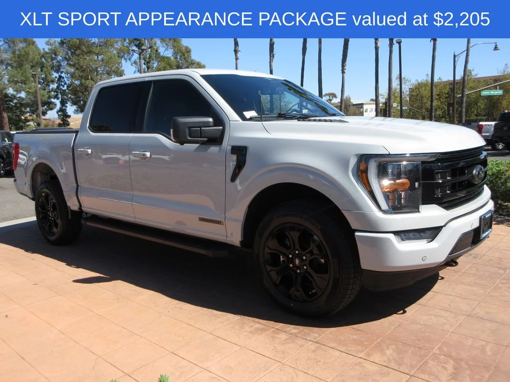 Certified Used 2023 Avalanche Ford XLT image 7