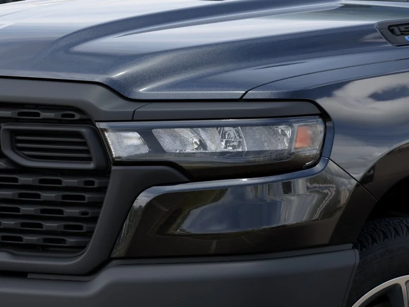 New 2025 Diamond Black Crystal Pearl-Coat Exterior Paint RAM Tradesman image 40