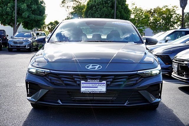 Used 2026 Gray Hyundai SEL Sport image 4