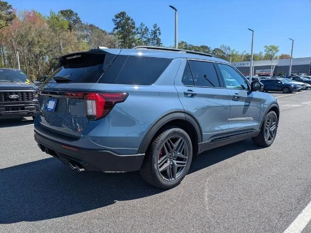 New 2026 Vapor Blue Metallic Ford ST image 39
