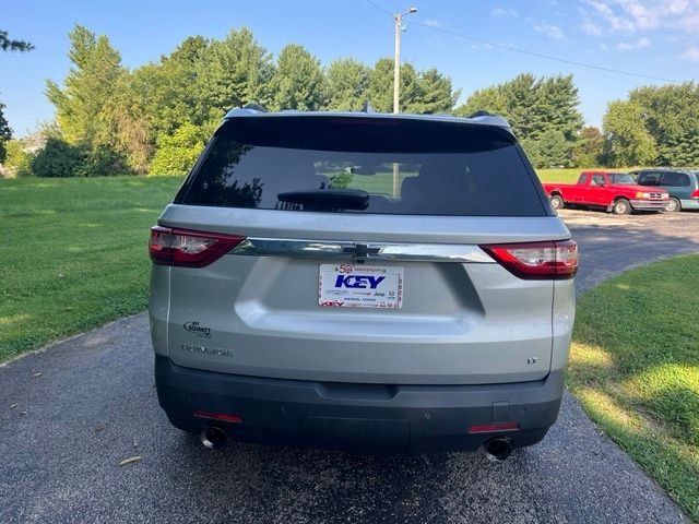Used 2019 Silver Ice Metallic Chevrolet LT image 4