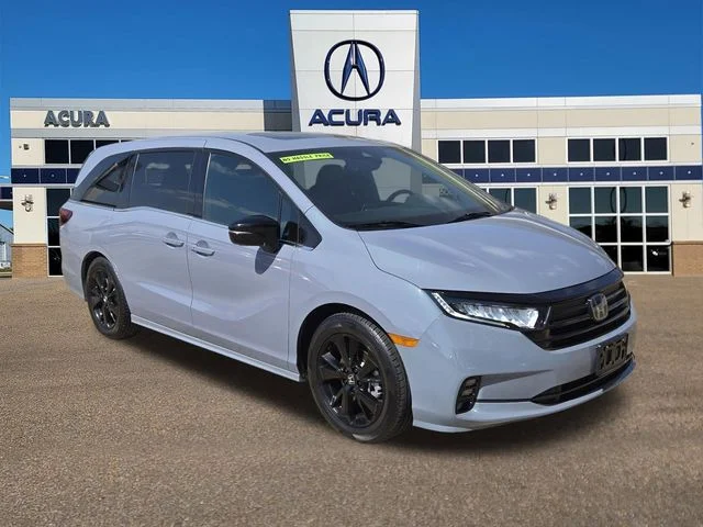 2023 Honda Odyssey SPORT's photo