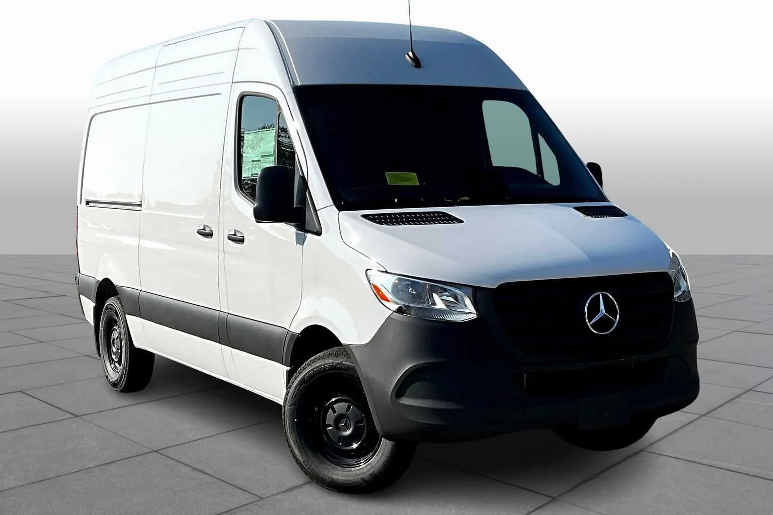 New 2025 Arctic White Mercedes-Benz  image 19