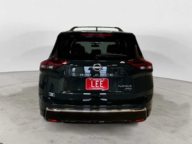 New 2026 Black Nissan Platinum image 4