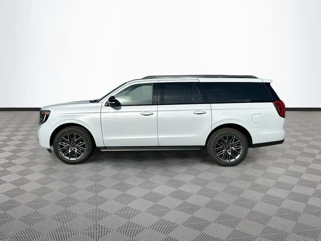 New 2026 Silver Metallic Ford Platinum image 3