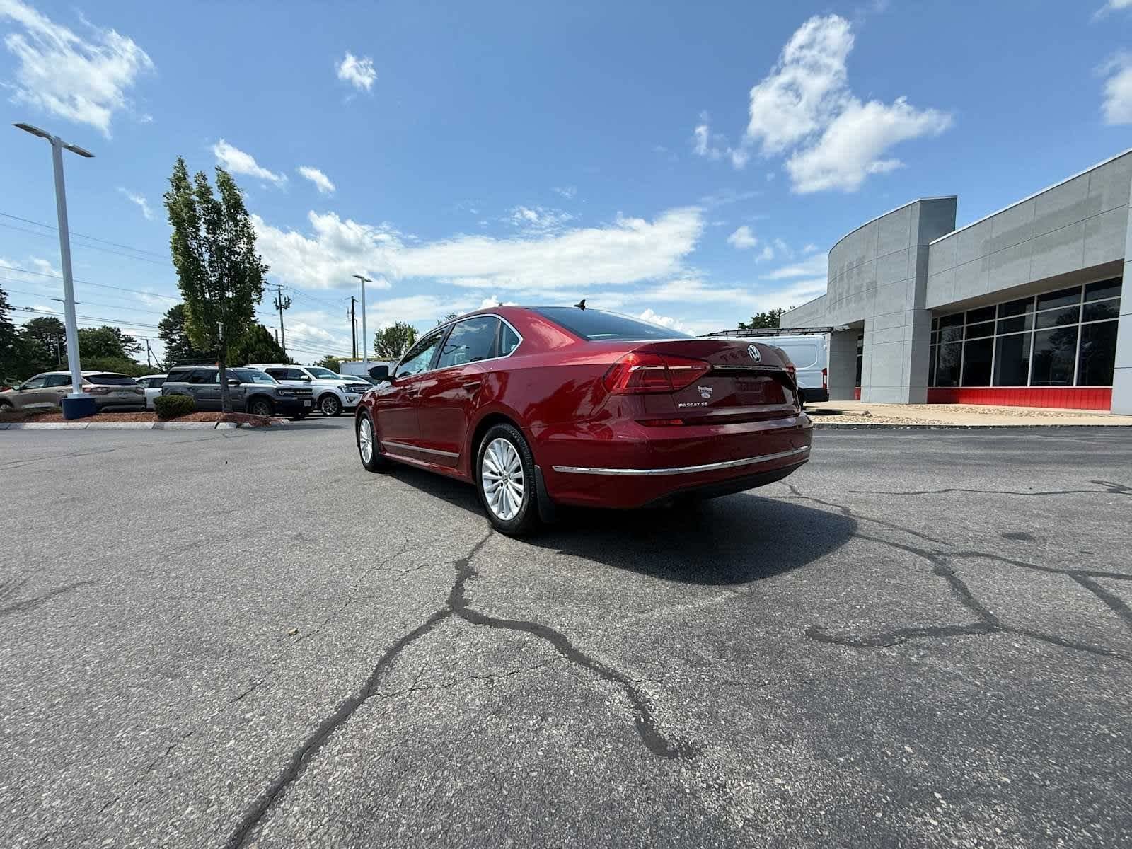 Used 2016 Fortana Red Volkswagen 1.8T SE image 7