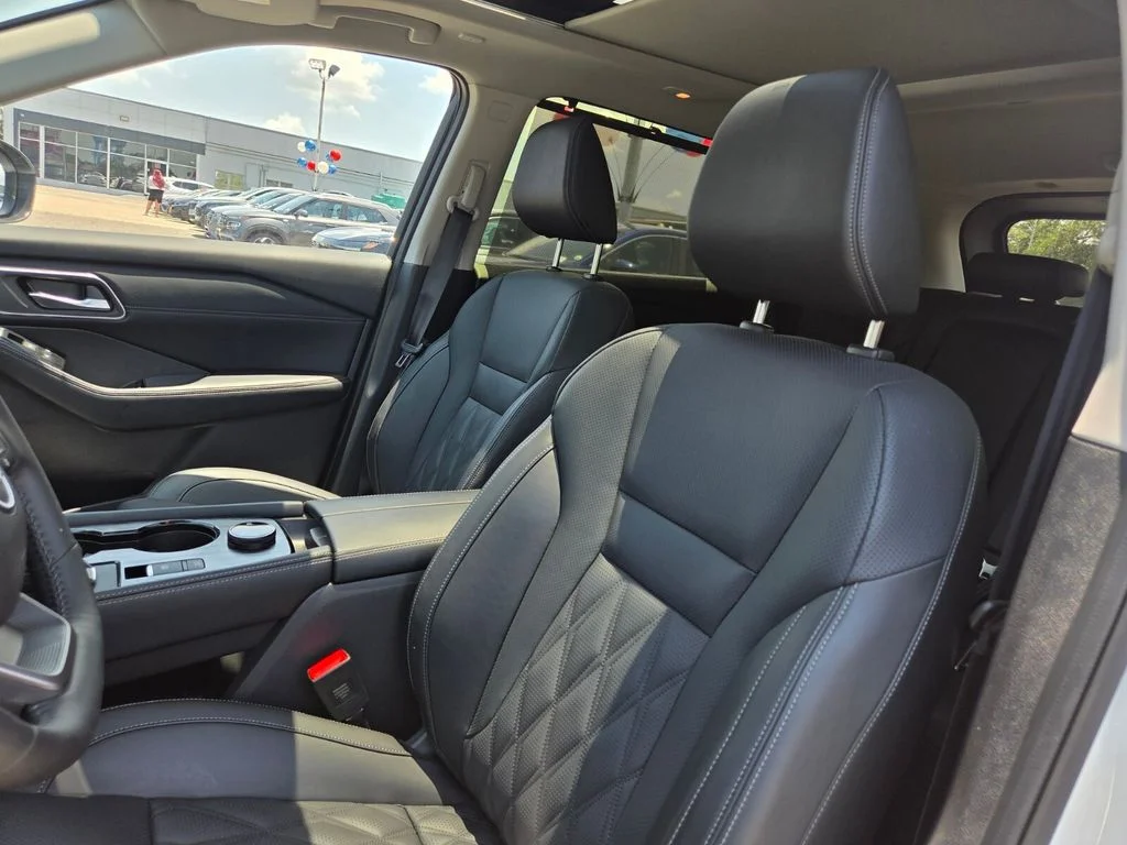 Certified Used 2026 White Nissan Platinum image 11