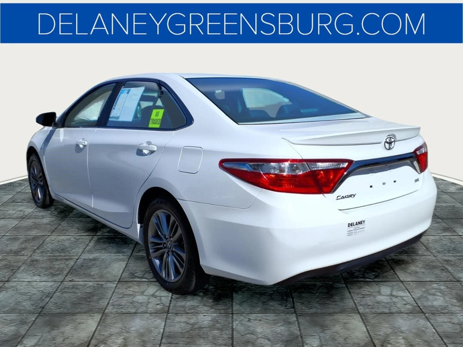 Used 2017 Super White 040 Toyota SE image 5