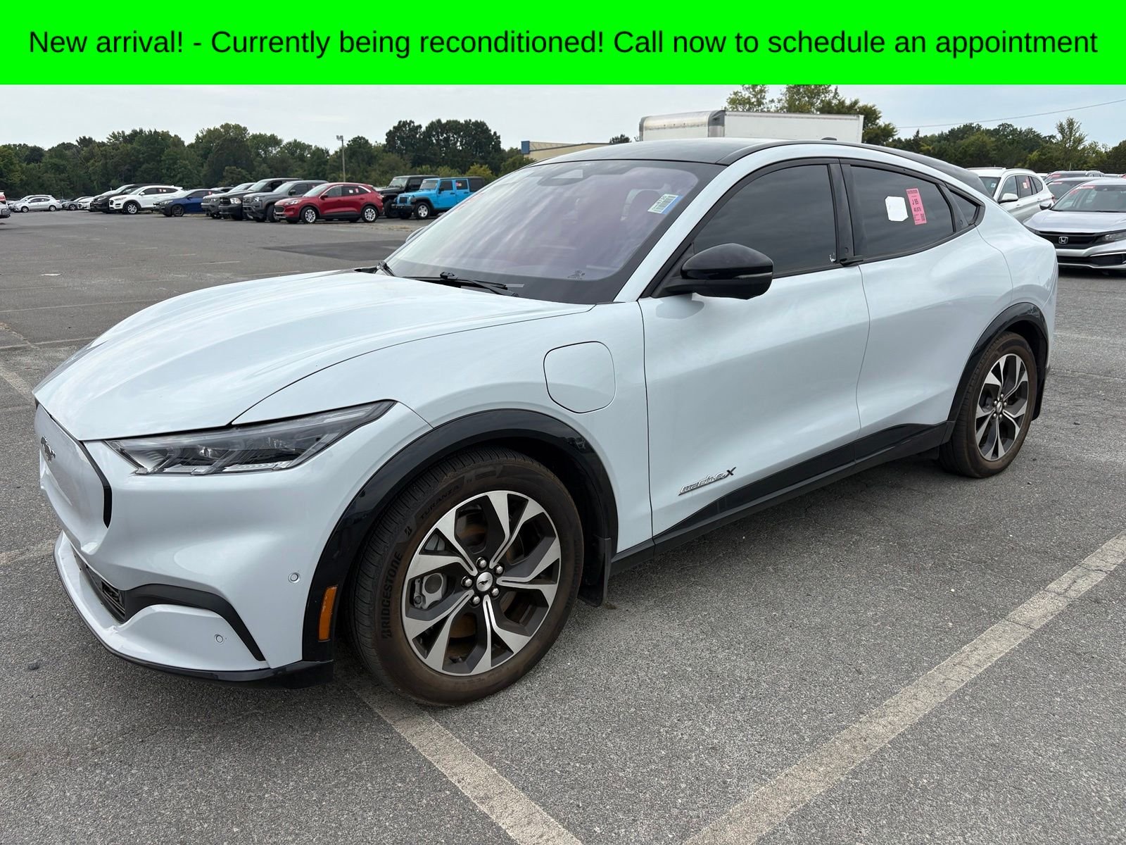 Used 2021 White Metallic Ford Premium image 7