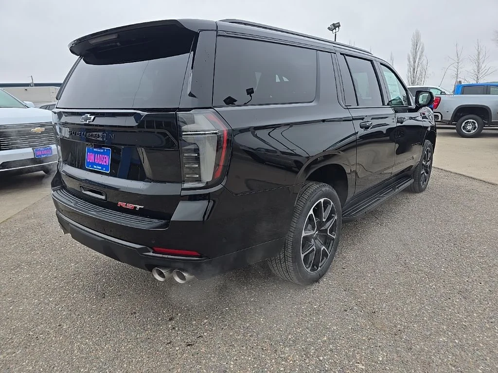New 2026 BLACK Chevrolet RST image 7