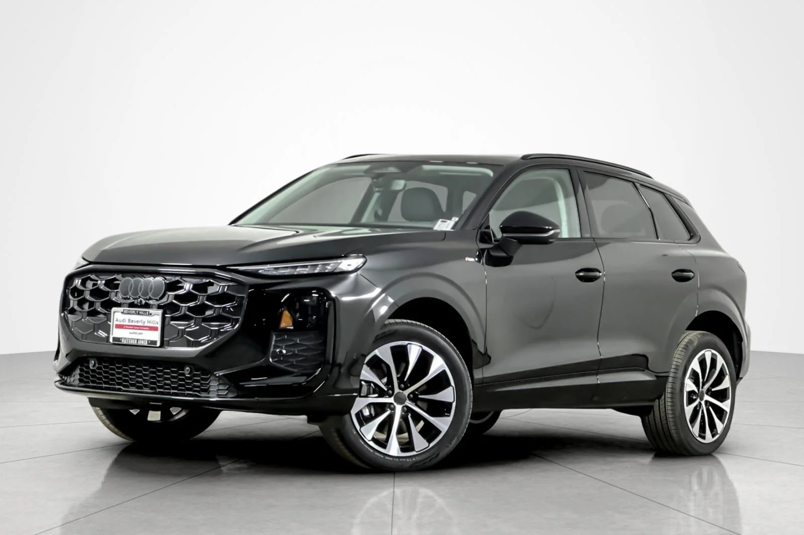 2026 Audi Q3 S line quattro's photo