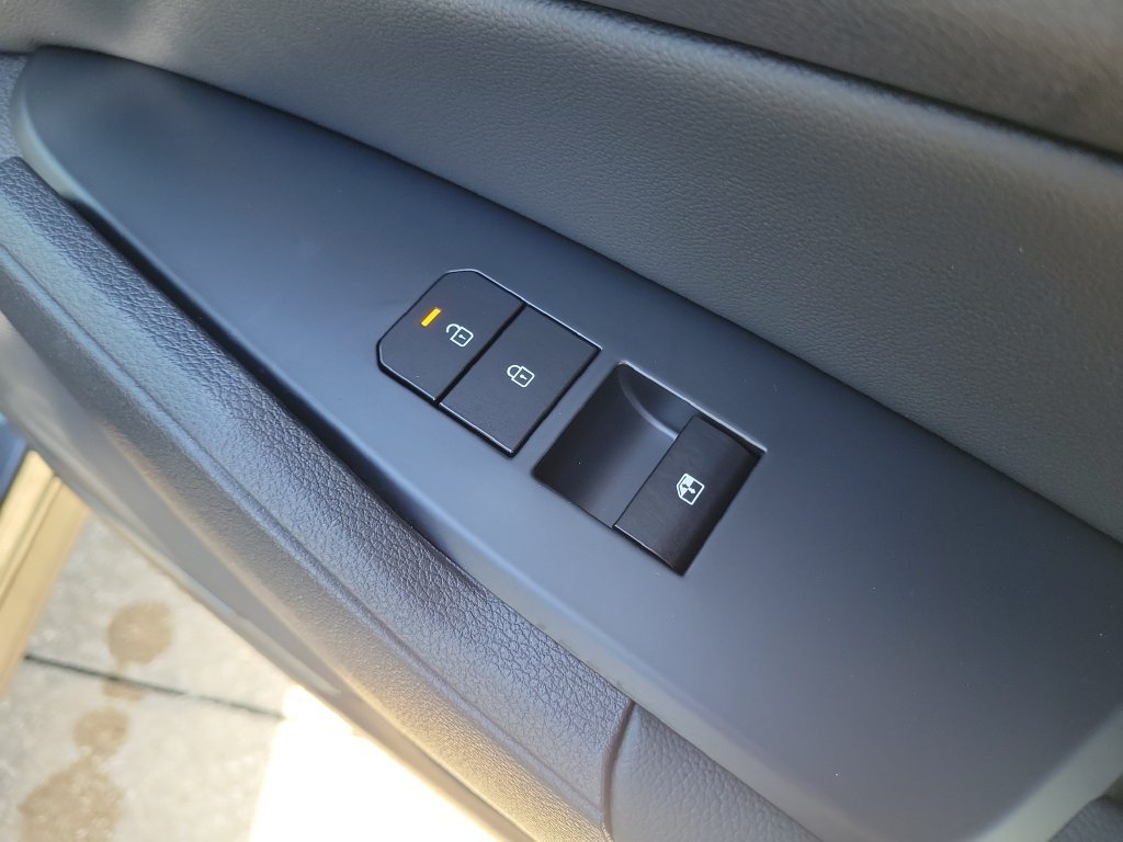 New 2026 Gravity Gray Kia EX image 11