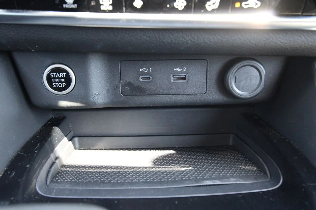 Used 2023 Silver Nissan SV image 26