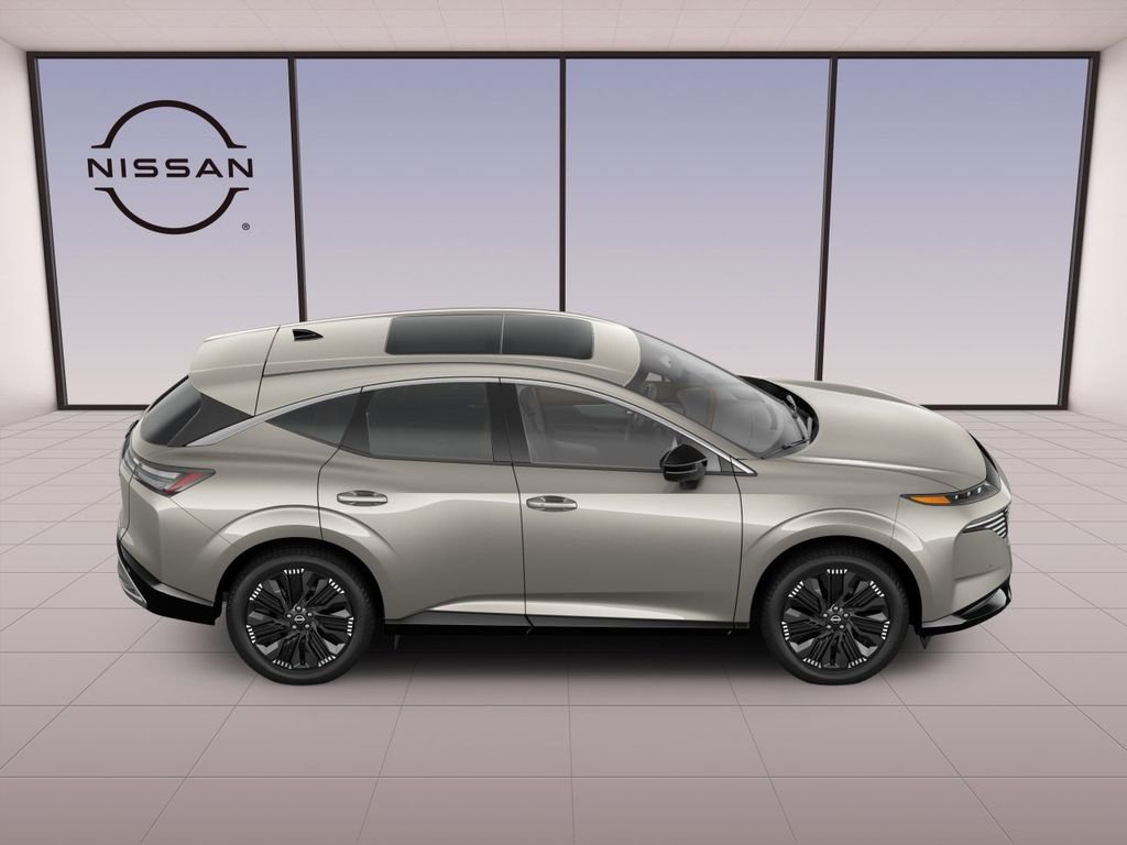 New 2026 Gold Nissan Platinum image 5
